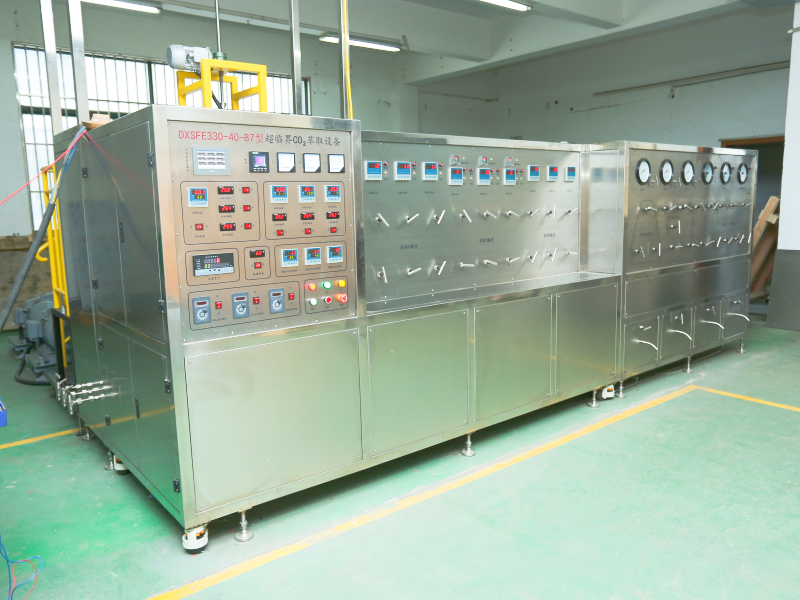 老式-超临界CO2萃取设备87L