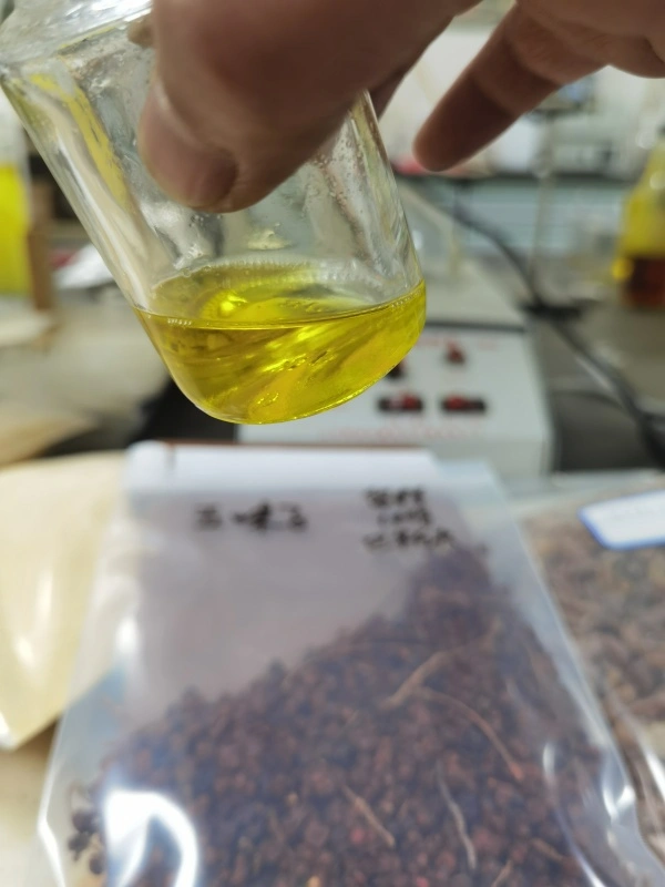 超临界CO2萃取-五味子精油